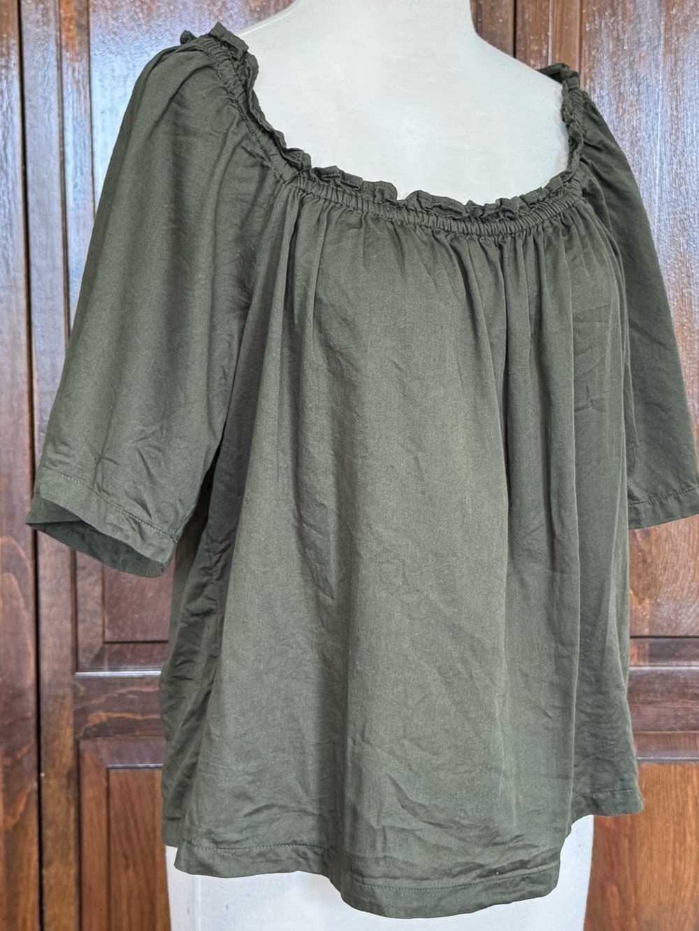 GAP Olive Drab Ruffled Elastic Neck Peasant Top Cottagecore Fairy Medium